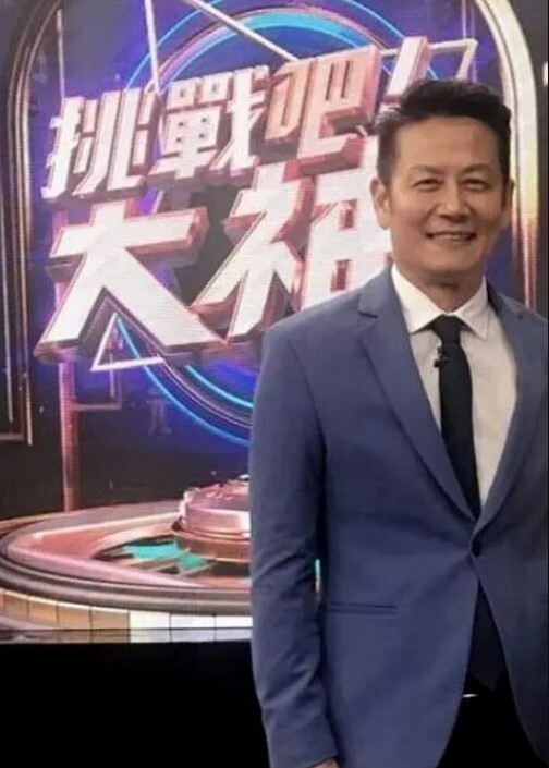 小陈头星选探花新人刚下海做兼职 - Vv视频
